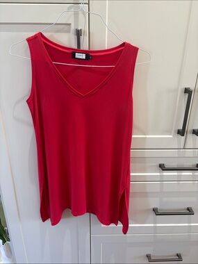 Sympli Bright Red V-Neck Sleeveless Tank